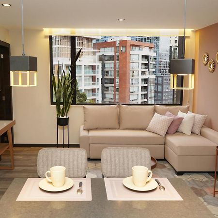 Moderno Departamento En El Mejor Sector De Quito Apartment ภายนอก รูปภาพ