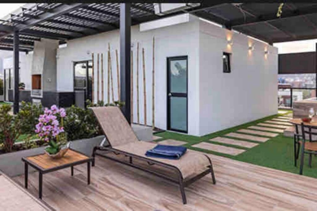 Moderno Departamento En El Mejor Sector De Quito Apartment ภายนอก รูปภาพ