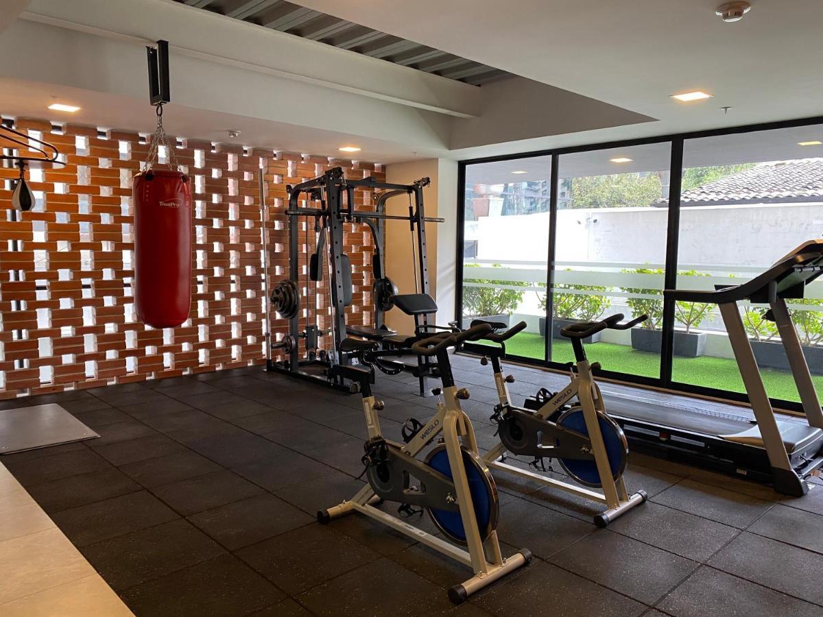 Moderno Departamento En El Mejor Sector De Quito Apartment ภายนอก รูปภาพ